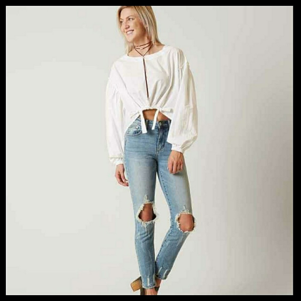 NWT FREE PEOPLE GOT CLASS WHITE TOP